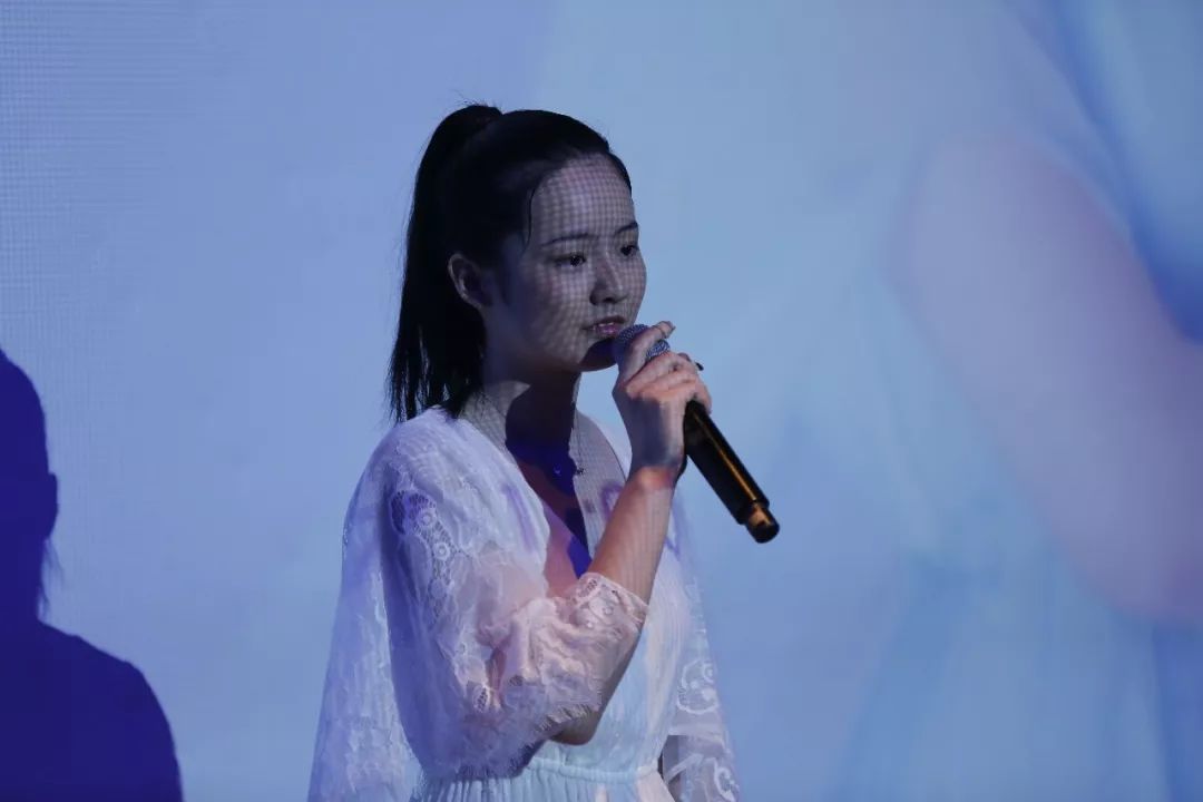 宗馥莉辞职，不仅仅是告别，更是一场关于传承与独立的成人礼