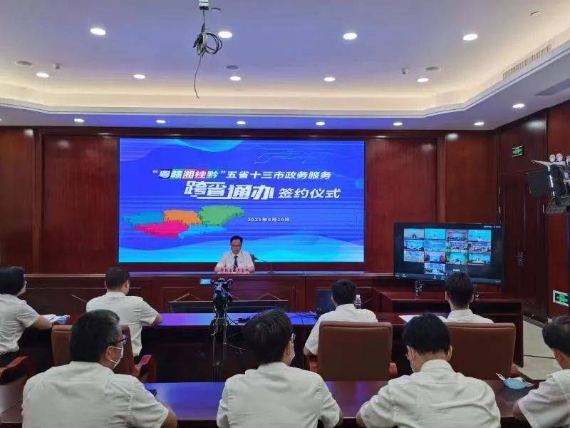 暴跌5.41%一场财富的蒸发，还是一次人性的放大