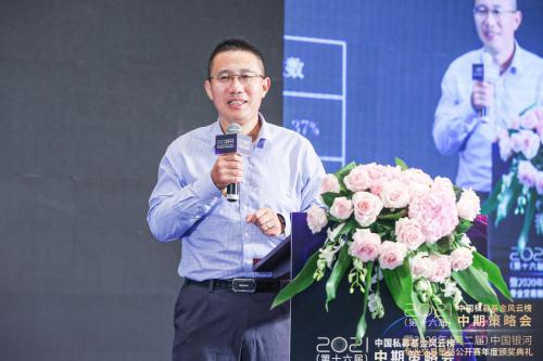 华安基金许之彦,以黄金为矛,以指数为盾,在不确定的时代寻找核心资产的锚 华安基金许之彦,以黄金为矛,以指数为盾,在不确定的时代寻找核心资产的锚