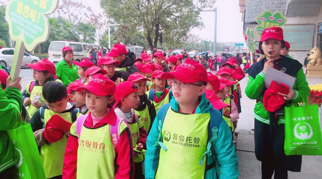 在消息人士泛滥的时代，我们该相信谁？