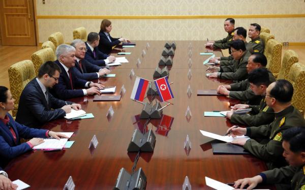 朝俄生态合作新篇章，金正恩会见俄罗斯自然资源与生态部部长释放多重信号