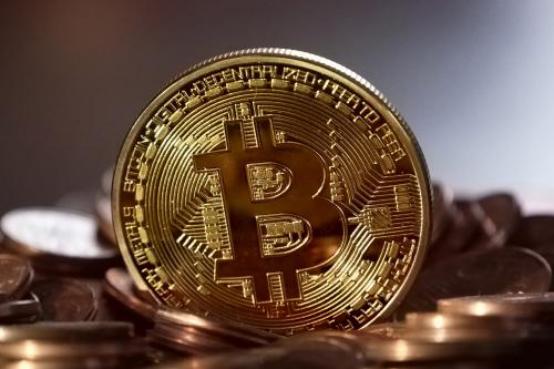 从总统令到金融革命，此前下令创建美国比特币储备的战略意义与深层影响