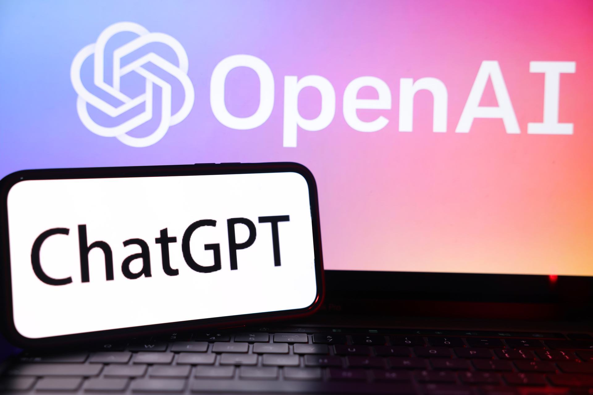 OpenAI预计2029年收入将达1250亿美元,一场关于AI商业化的豪赌与隐忧 OpenAI预计2029年收入将达1250亿美元,一场关于AI商业化的豪赌与隐忧