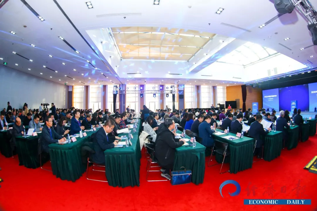 潘功胜出席第51届国际货币与金融委员会会议，以确定性政策应对不确定世界，共筑全球金融韧性