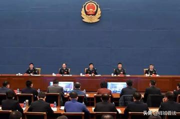 警惕附近的人，当国家安全成为每个人的日常防线