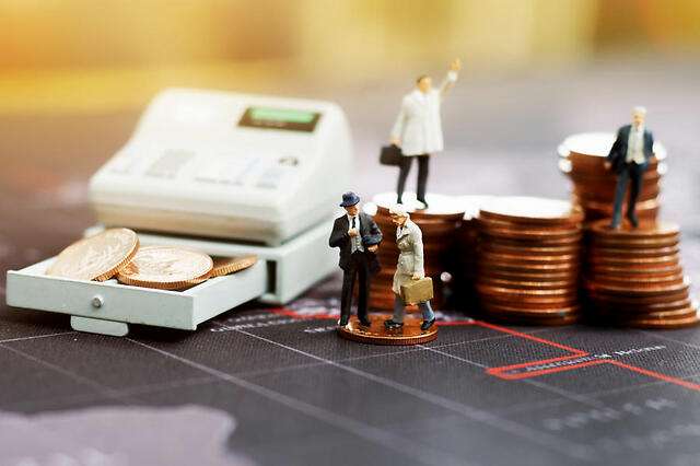 中小银行改革化险提速，一场与时间赛跑的刀刃向内攻坚战