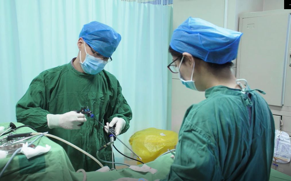 港通医疗,在生命管道的缝隙里,守护每一口呼吸 港通医疗,在生命管道的缝隙里,守护每一口呼吸